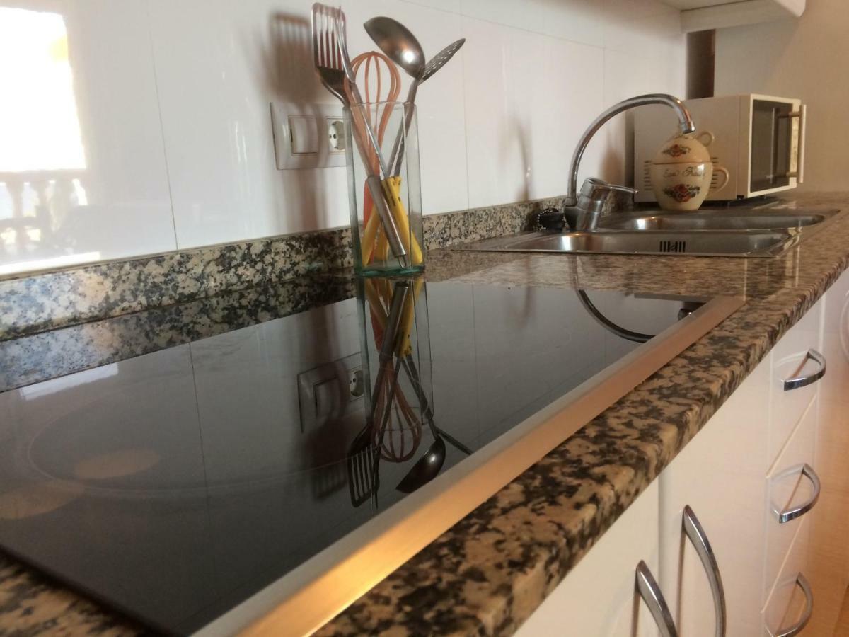 Apartamentos Playa Torrenostra Exteriör bild
